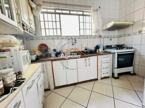 Imagem Casa com 3 Quartos à Venda, 150 m² em Vila Paraíso - Mogi Guaçu Imagem Casa com 3 Quartos à Venda, 150 m² em Vila Paraíso - Mogi Guaçu