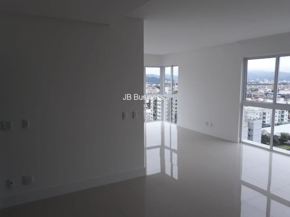 Imagem Imóvel com 3 Quartos à Venda, 123 m² em Centro - Balneário Camboriú