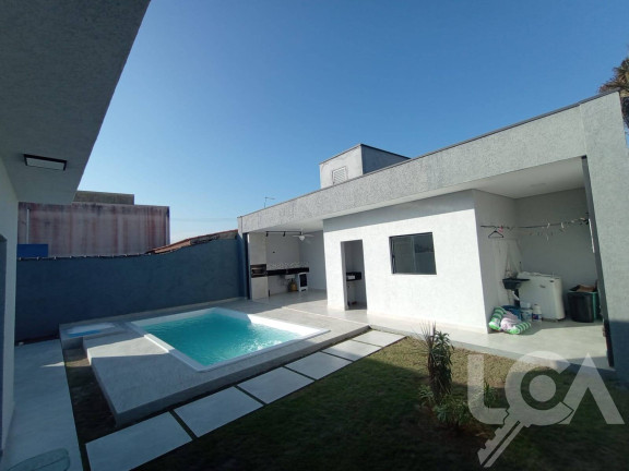 Imagem Casa com 3 Quartos à Venda, 179 m² em Pontal De Santa Marina - Caraguatatuba Imagem Casa com 3 Quartos à Venda, 179 m² em Pontal De Santa Marina - Caraguatatuba