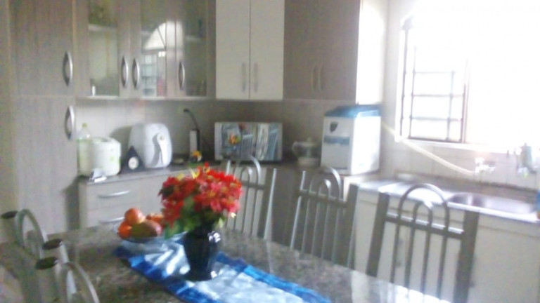 Imagem Casa com 3 Quartos à Venda, 250 m² em Jacareí Imagem Casa com 3 Quartos à Venda, 250 m² em Jacareí