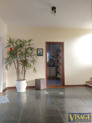 Imagem Casa com 3 Quartos à Venda,  em Jardim Siesta - Jacareí