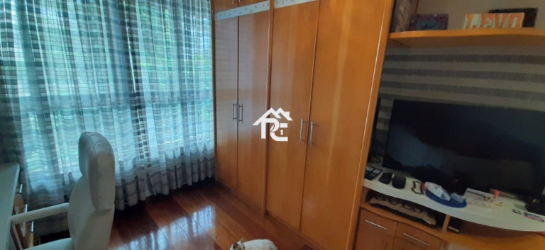 Imagem Apartamento com 3 Quartos à Venda, 257 m² em Icaraí - Niterói Imagem Apartamento com 3 Quartos à Venda, 257 m² em Icaraí - Niterói