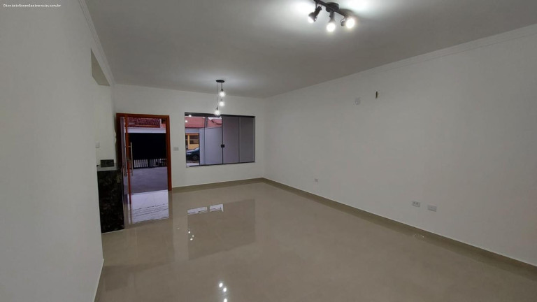Imagem Casa com 3 Quartos à Venda, 130 m² em Balneário Oásis - Peruíbe Imagem Casa com 3 Quartos à Venda, 130 m² em Balneário Oásis - Peruíbe