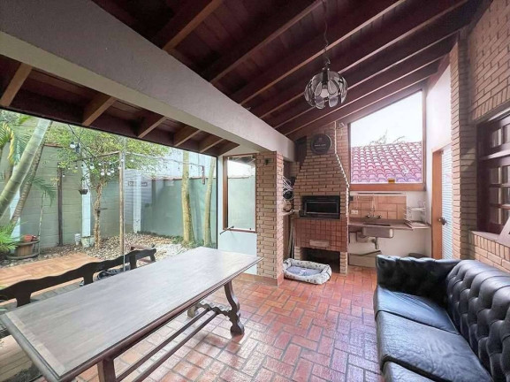 Imagem Casa com 3 Quartos à Venda ou Locação, 300 m² em Jardim Semiramis - Cotia