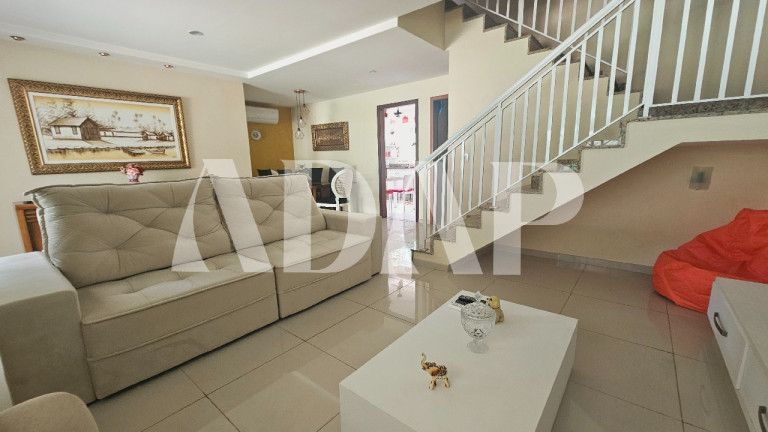 Imagem Casa com 3 Quartos à Venda, 270 m² em Vargem Pequena - Rio De Janeiro Imagem Casa com 3 Quartos à Venda, 270 m² em Vargem Pequena - Rio De Janeiro