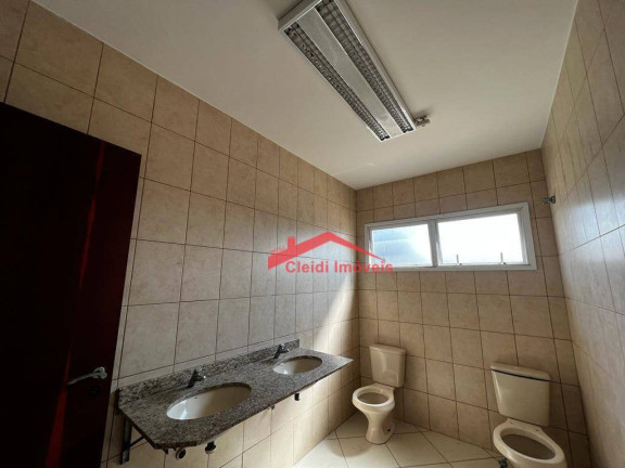 Imagem Sala Comercial para Alugar, 250 m² em Anita Garibaldi - Joinville Imagem Sala Comercial para Alugar, 250 m² em Anita Garibaldi - Joinville