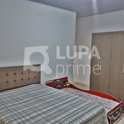Imagem Casa com 2 Quartos à Venda, 1.000 m² em Jardim São Jorge - Arujá Imagem Casa com 2 Quartos à Venda, 1.000 m² em Jardim São Jorge - Arujá