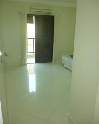 Imagem Imóvel com 4 Quartos à Venda, 240 m² em Pitangueiras - Guarujá