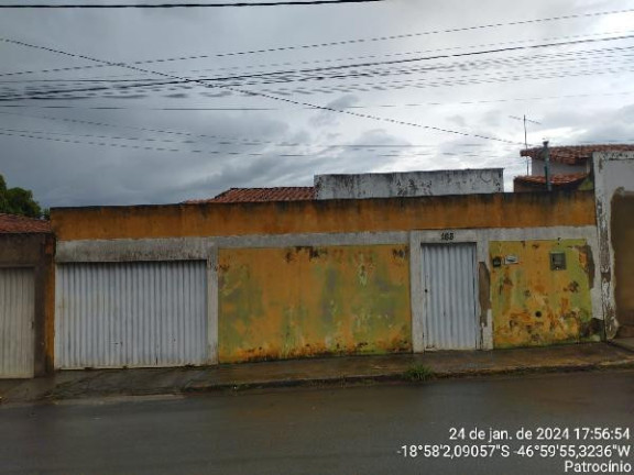 Casa com 2 Quartos à Venda, 200 m² em Eneas Ferreira De Aguiar - Patrocinio