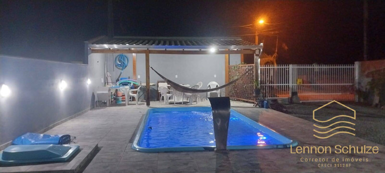 Imagem Casa com 3 Quartos à Venda, 360 m² em Salinas - Balneário Barra Do Sul Imagem Casa com 3 Quartos à Venda, 360 m² em Salinas - Balneário Barra Do Sul