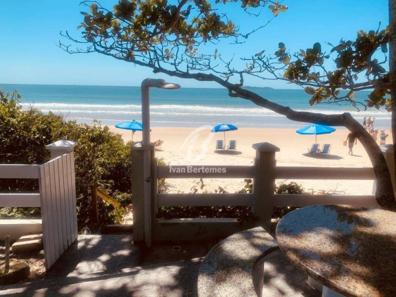 Casa com 4 Quartos para Temporada,  em Canto Grande - Bombinhas