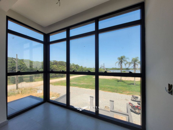 Imagem Sobrado com 3 Quartos à Venda, 113 m² em Quinta Dos Açorianos - Barra Velha