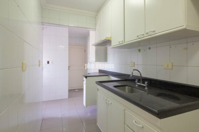 Imagem Apartamento com 2 Quartos à Venda, 70 m² em Cerqueira César - São Paulo