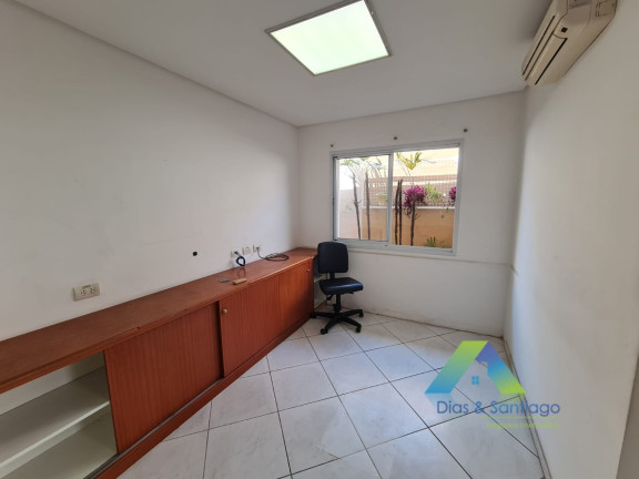Imagem Casa com 4 Quartos à Venda, 210 m² em Vila Bastos - Santo André