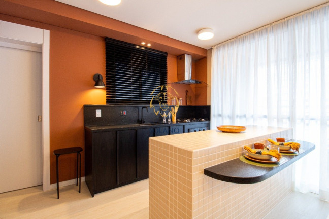 Imagem Apartamento com 3 Quartos à Venda, 215 m² em Centro - Curitiba