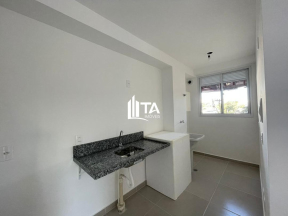 Imagem Imóvel com 2 Quartos à Venda, 45 m² em Centro - Campinas
