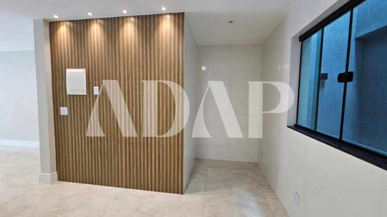 Casa com 3 Quartos para Alugar, 160 m² em Vargem Grande - Rio De Janeiro