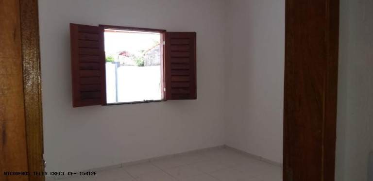 Imagem Casa com 3 Quartos à Venda, 200 m² em Araturi - Caucaia