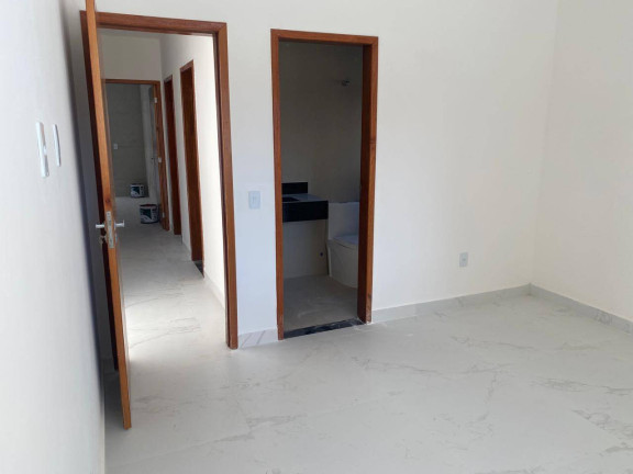 Imagem Casa com 3 Quartos à Venda, 230 m² em Coqueiral - Araruama Imagem Casa com 3 Quartos à Venda, 230 m² em Coqueiral - Araruama