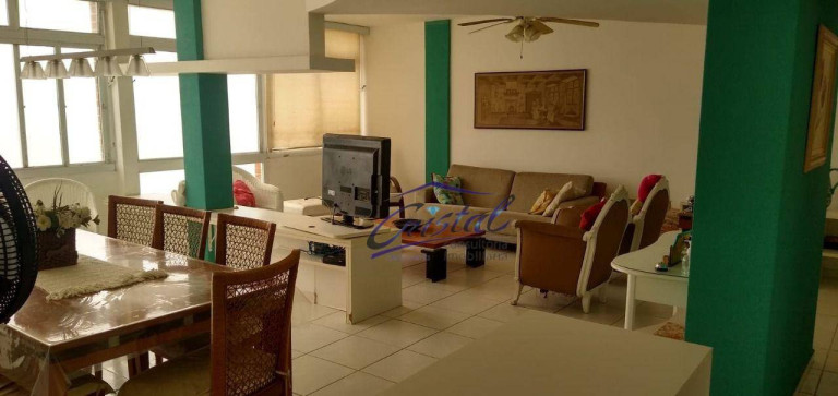 Apartamento com 2 Quartos à Venda, 130 m² em Embaré - Santos