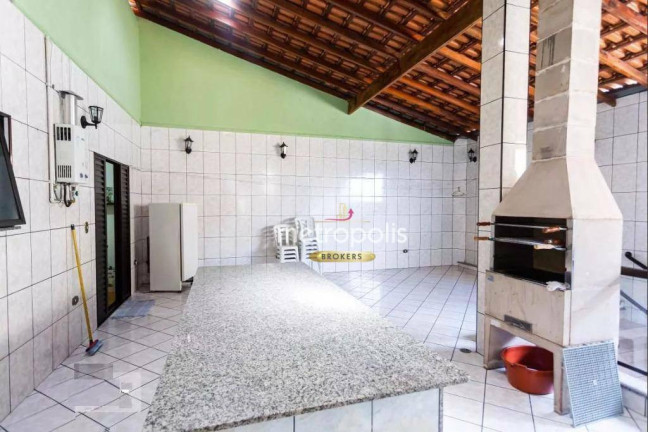 Imagem Sobrado com 5 Quartos à Venda, 247 m² em Vila Yolanda - Osasco