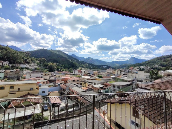 Imagem Casa com 3 Quartos à Venda, 90 m² em Barra Do Imbuí - Teresópolis