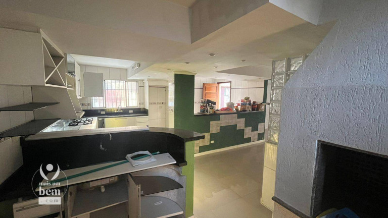 Imagem Sobrado com 4 Quartos à Venda, 165 m² em Atuba - Curitiba Imagem Sobrado com 4 Quartos à Venda, 165 m² em Atuba - Curitiba