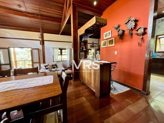 Imagem Casa com 4 Quartos à Venda, 330 m² em Albuquerque - Teresópolis Imagem Casa com 4 Quartos à Venda, 330 m² em Albuquerque - Teresópolis