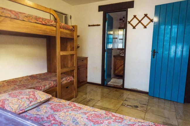 Imagem Casa com 9 Quartos à Venda, 1 m² em Passagem - Cabo Frio