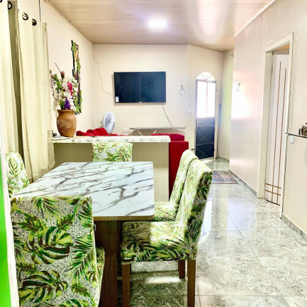 Imagem Casa com 3 Quartos à Venda, 176 m² em Manaus
