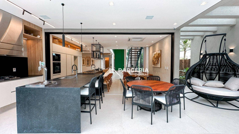 Imagem Casa com 5 Quartos à Venda, 425 m² em Riviera Módulo 5 - Bertioga Imagem Casa com 5 Quartos à Venda, 425 m² em Riviera Módulo 5 - Bertioga