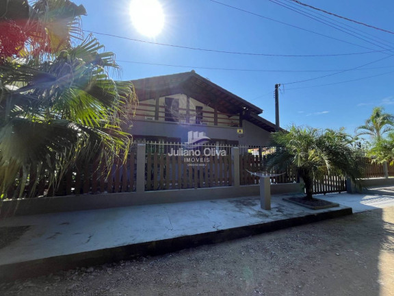Imagem Sobrado com 5 Quartos à Venda, 258 m² em Barra Do Sai - Itapoá Imagem Sobrado com 5 Quartos à Venda, 258 m² em Barra Do Sai - Itapoá