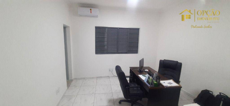 Imagem Casa com 7 Quartos à Venda, 220 m² em Centro - Itu Imagem Casa com 7 Quartos à Venda, 220 m² em Centro - Itu