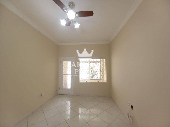 Casa com 2 Quartos à Venda, 71 m² em Embaré - Santos