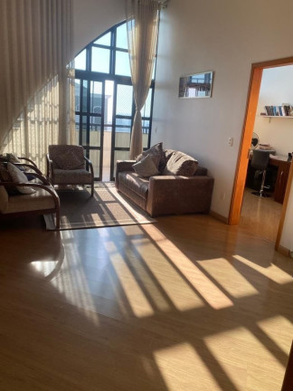 Imagem Apartamento com 3 Quartos à Venda, 230 m² em Vila Assunção - Santo André