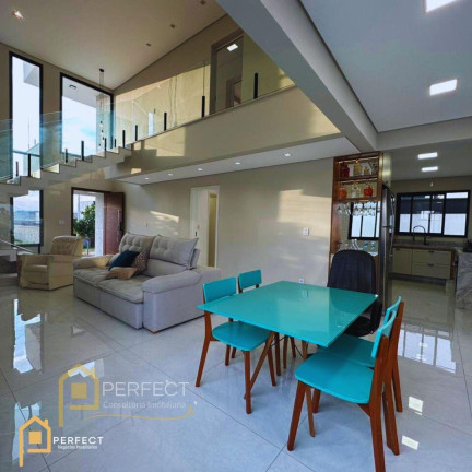 Imagem Casa com 4 Quartos à Venda, 273 m² em Fazenda Grande - Taubaté