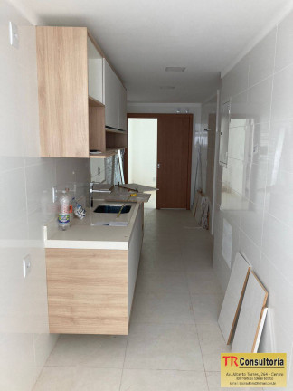Apartamento com 3 Quartos à Venda,  em Campos Dos Goytacazes