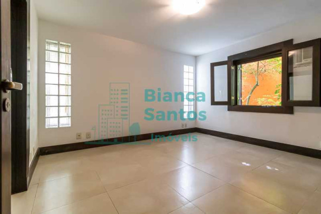Imagem Imóvel com 5 Quartos à Venda, 384 m² em São Conrado - Rio De Janeiro Imagem Imóvel com 5 Quartos à Venda, 384 m² em São Conrado - Rio De Janeiro