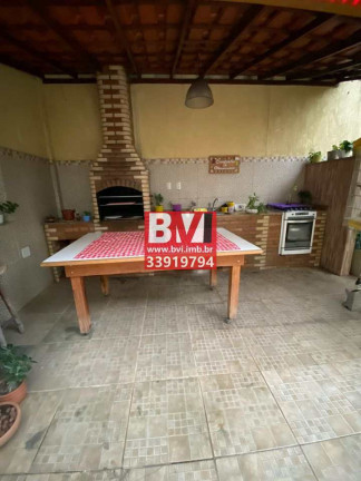Imagem Casa com 3 Quartos à Venda, 210 m² em Vila Da Penha - Rio De Janeiro Imagem Casa com 3 Quartos à Venda, 210 m² em Vila Da Penha - Rio De Janeiro