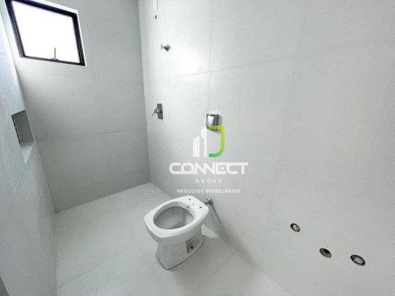 Imagem Sobrado com 3 Quartos à Venda, 155 m² em Centro - Itajaí