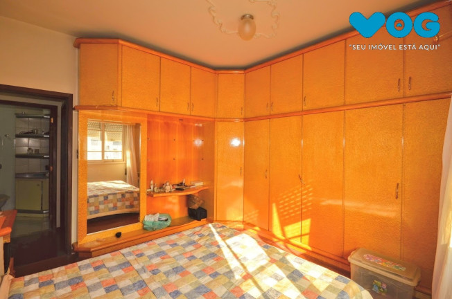 Imagem Imóvel com 3 Quartos à Venda, 140 m² em Centro Histórico - Porto Alegre Imagem Imóvel com 3 Quartos à Venda, 140 m² em Centro Histórico - Porto Alegre