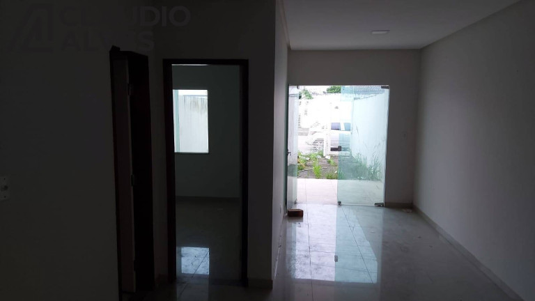 Imagem Casa com 4 Quartos à Venda, 500 m² em Centro - Feira De Santana Imagem Casa com 4 Quartos à Venda, 500 m² em Centro - Feira De Santana