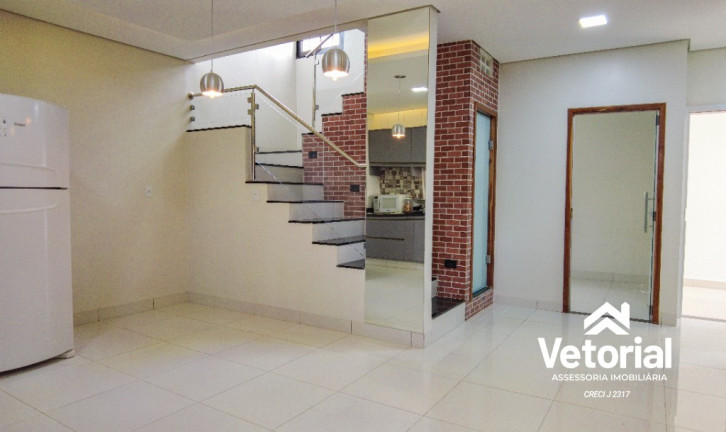 Imagem Sobrado com 6 Quartos à Venda, em Ouro Branco - Barreiras Imagem Sobrado com 6 Quartos à Venda, em Ouro Branco - Barreiras