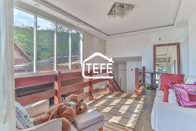 Imagem Casa com 6 Quartos à Venda, 452 m² em Itaipu - Niterói Imagem Casa com 6 Quartos à Venda, 452 m² em Itaipu - Niterói