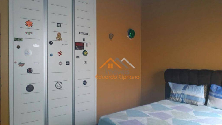 Imagem Casa com 4 Quartos à Venda, 199 m² em Prainha - Caraguatatuba