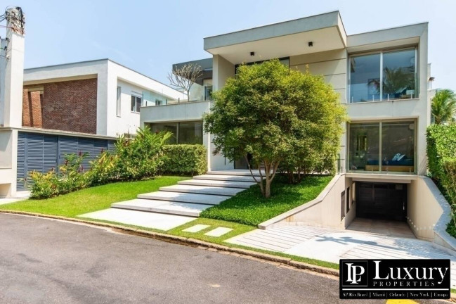 Imagem Casa com 8 Quartos à Venda, 647 m² em Tabatinga - Caraguatatuba