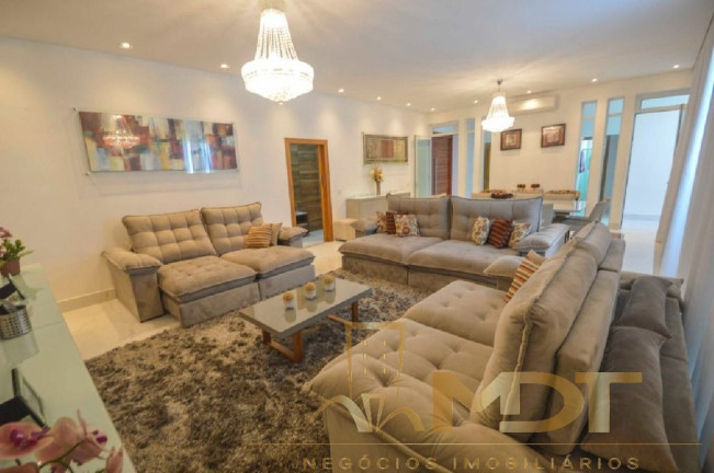 Imagem Casa com 4 Quartos à Venda, 375 m² em Condomínio Residencial Gran Park I - Vespasiano