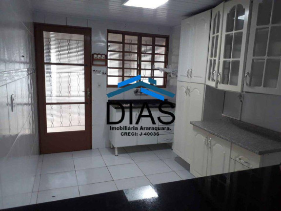 Imagem Casa com 2 Quartos à Venda, 192 m² em Doutor Tancredo De Almeida Neves - Araraquara
