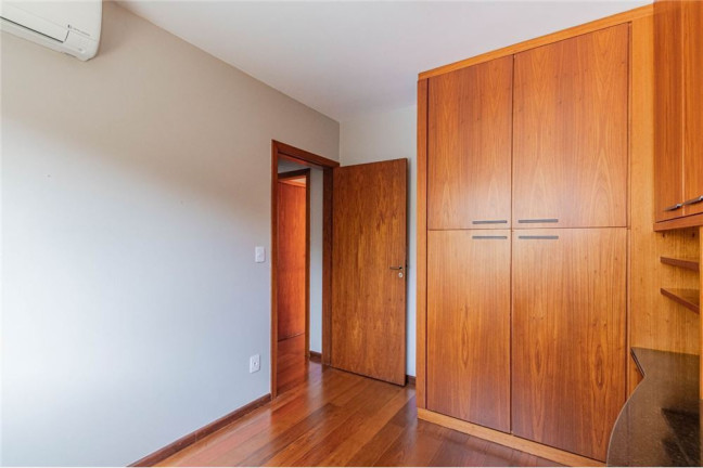 Imagem Apartamento com 2 Quartos à Venda, 87 m² em Centro Histórico - Porto Alegre