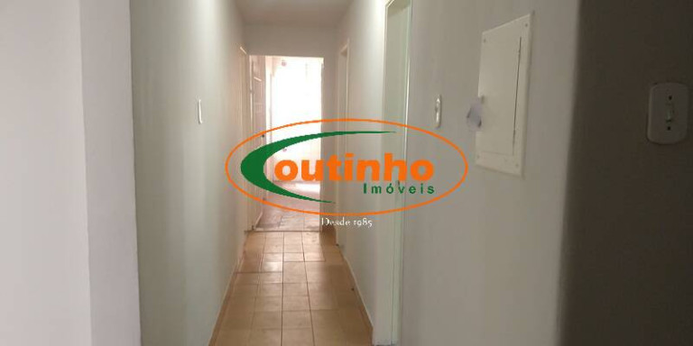 Imagem Casa com 3 Quartos à Venda, 120 m² em Tijuca - Rio De Janeiro Imagem Casa com 3 Quartos à Venda, 120 m² em Tijuca - Rio De Janeiro